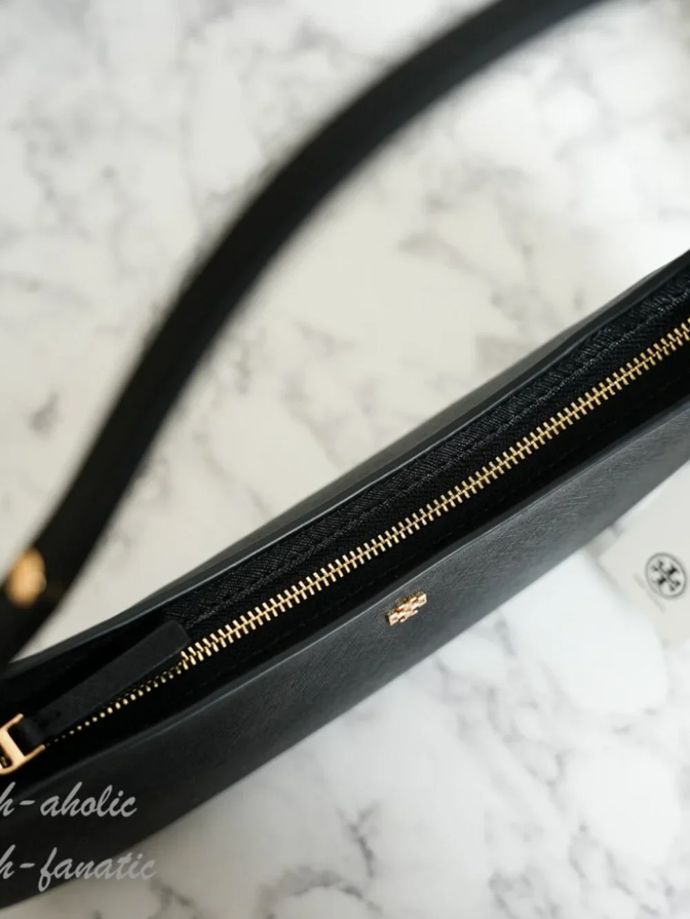 Tory Burch Emerson Saffiano Leather Adjustable Shoulder Bag Purse in Black NWT